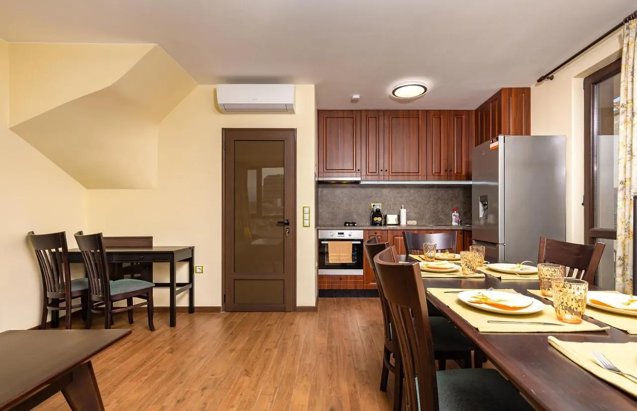 Apartament 2Bd Penthouse: Stunning Plovdiv Views